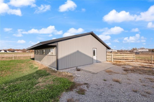 8750 Westport Road, Marysville, IN 47141