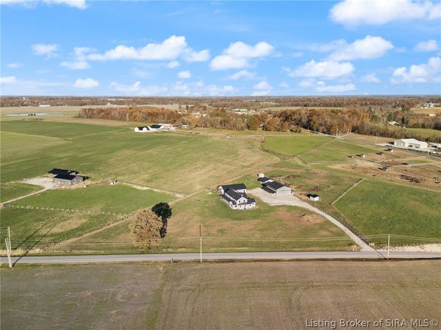 8750 Westport Road, Marysville, IN 47141