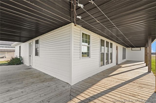 8750 Westport Road, Marysville, IN 47141