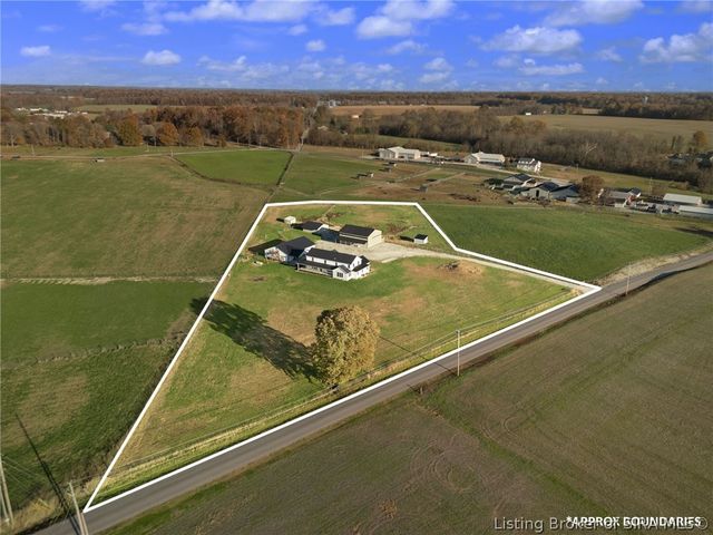 8750 Westport Road, Marysville, IN 47141