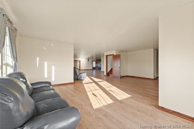 8750 Westport Road, Marysville, IN 47141