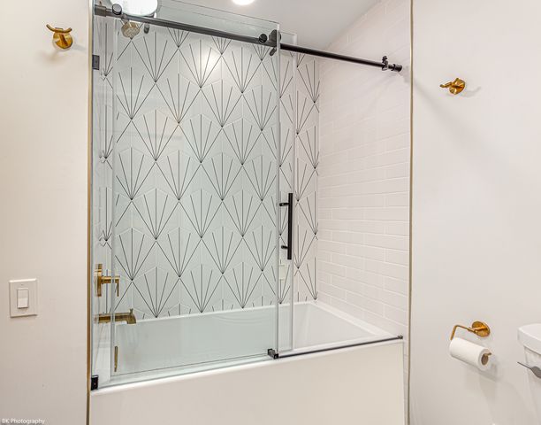 11943 S 70th Court, Palos Heights, IL 60463