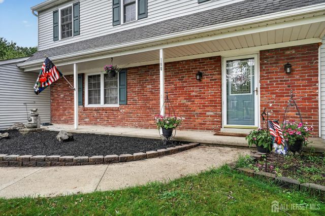 100 Coachman Drive, Florence, NJ 08505