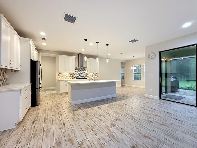 14654 HORSE TROT ROAD, Lithia, FL 33547