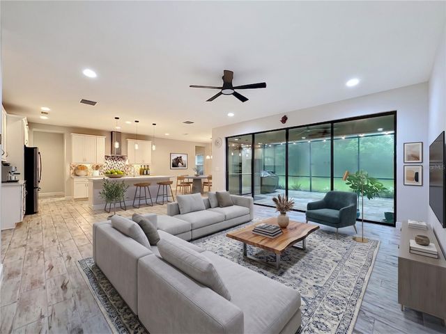 14654 HORSE TROT ROAD, Lithia, FL 33547