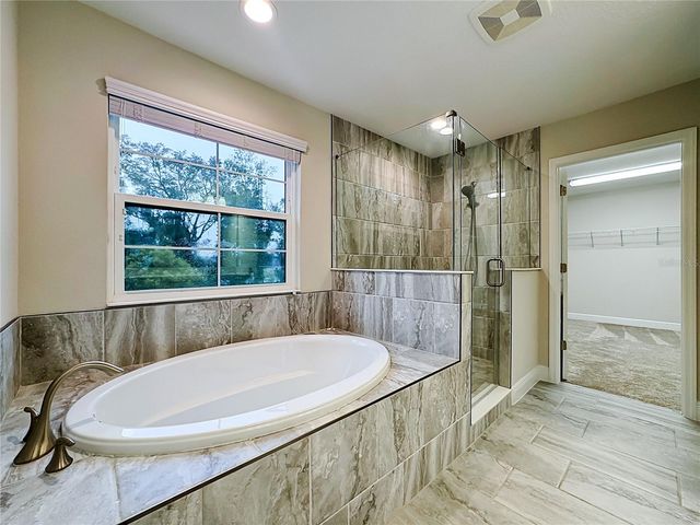 14654 HORSE TROT ROAD, Lithia, FL 33547