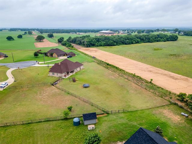 138 Brock Lane, Millsap, TX 76066