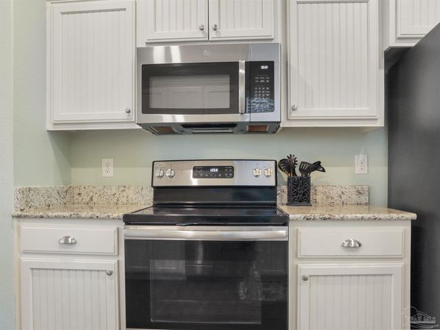 802 W Wright St, Pensacola, FL 32501