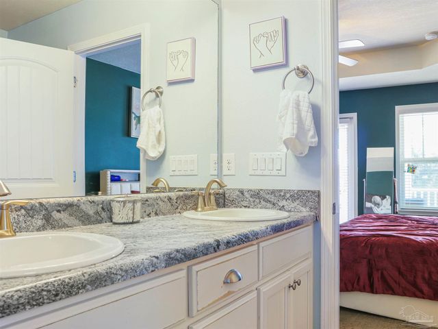 802 W Wright St, Pensacola, FL 32501