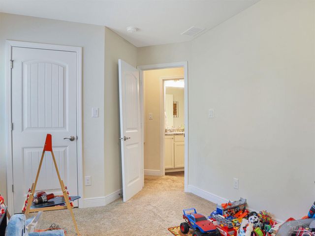 802 W Wright St, Pensacola, FL 32501