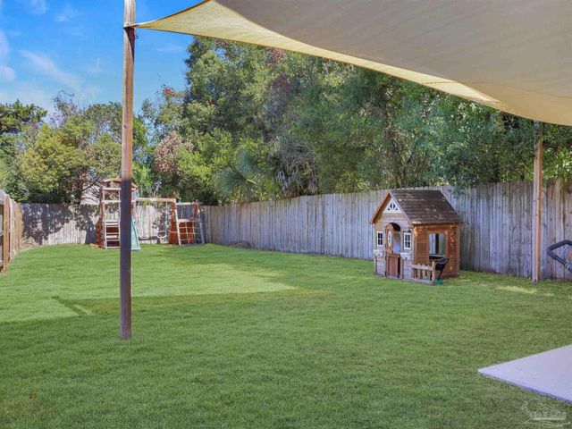 802 W Wright St, Pensacola, FL 32501