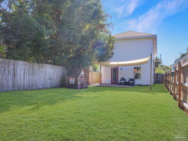 802 W Wright St, Pensacola, FL 32501