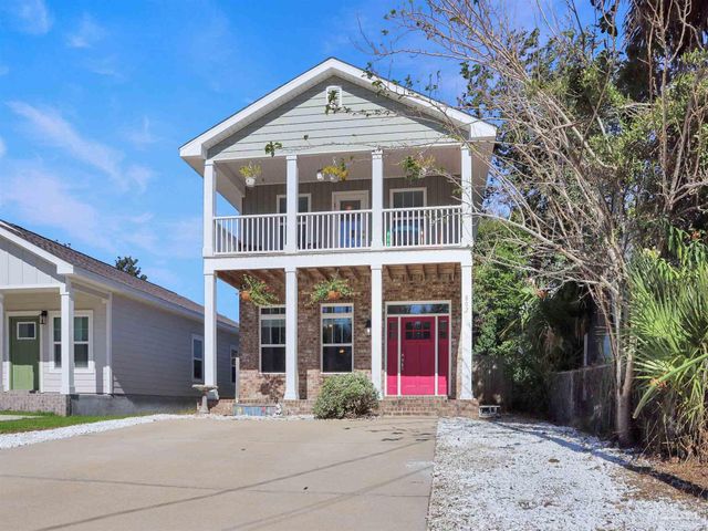 802 W Wright St, Pensacola, FL 32501