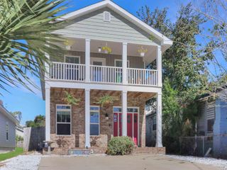 802 W Wright St, Pensacola, FL 32501