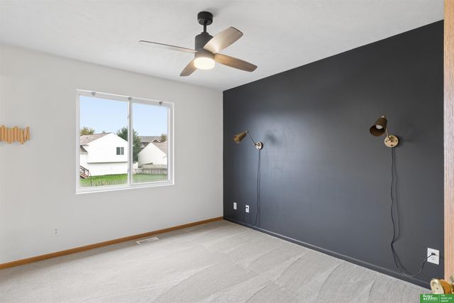 7951 S 157 Avenue, Omaha, NE 68136