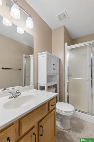 7951 S 157 Avenue, Omaha, NE 68136