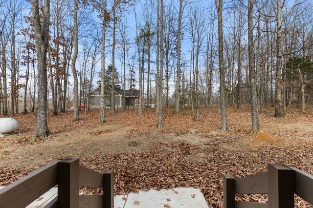 6645 Parish Dr, Nunnelly, TN 37137