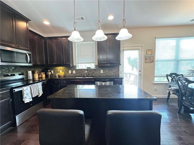 1710 Paxton Drive SW, Lilburn, GA 30047
