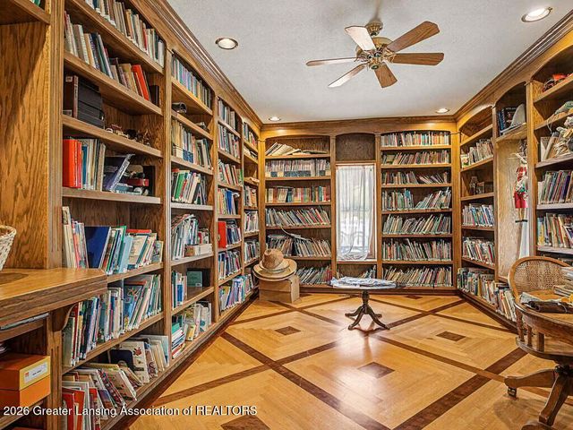 3555 N Cochran Road, Charlotte, MI 48813