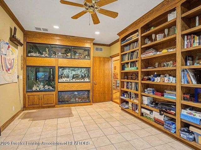 3555 N Cochran Road, Charlotte, MI 48813