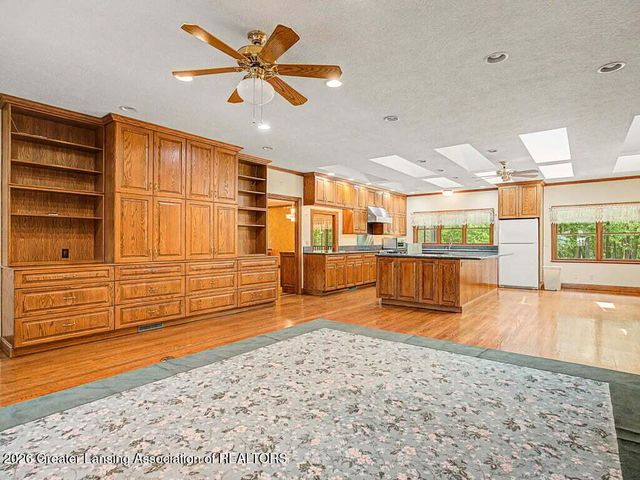 3555 N Cochran Road, Charlotte, MI 48813