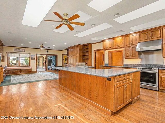 3555 N Cochran Road, Charlotte, MI 48813
