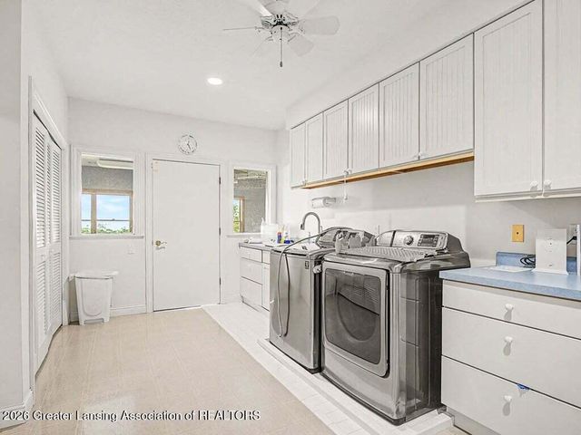 3555 N Cochran Road, Charlotte, MI 48813