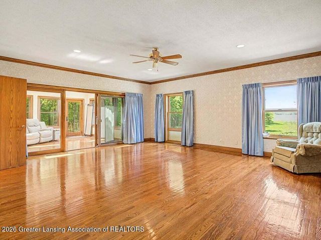 3555 N Cochran Road, Charlotte, MI 48813