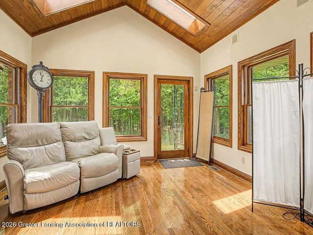 3555 N Cochran Road, Charlotte, MI 48813