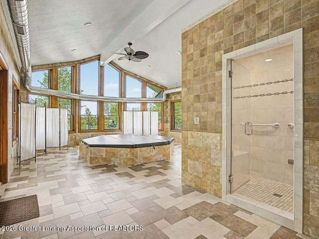 3555 N Cochran Road, Charlotte, MI 48813