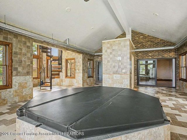 3555 N Cochran Road, Charlotte, MI 48813