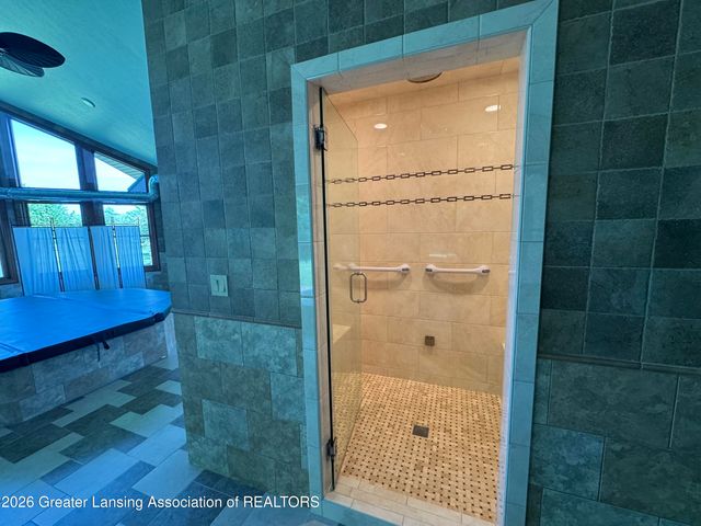 3555 N Cochran Road, Charlotte, MI 48813