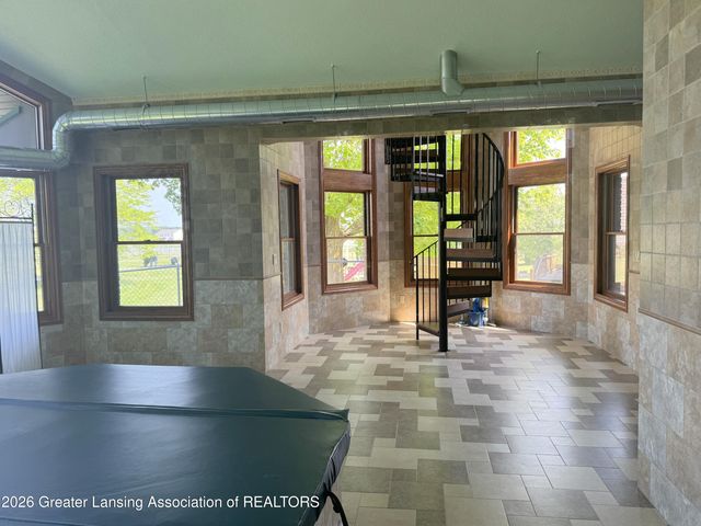 3555 N Cochran Road, Charlotte, MI 48813
