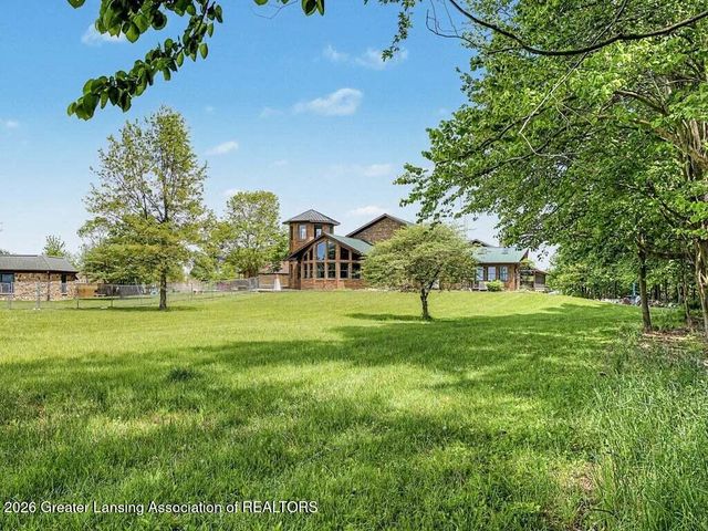3555 N Cochran Road, Charlotte, MI 48813
