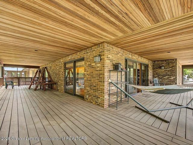 3555 N Cochran Road, Charlotte, MI 48813