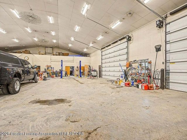 3555 N Cochran Road, Charlotte, MI 48813