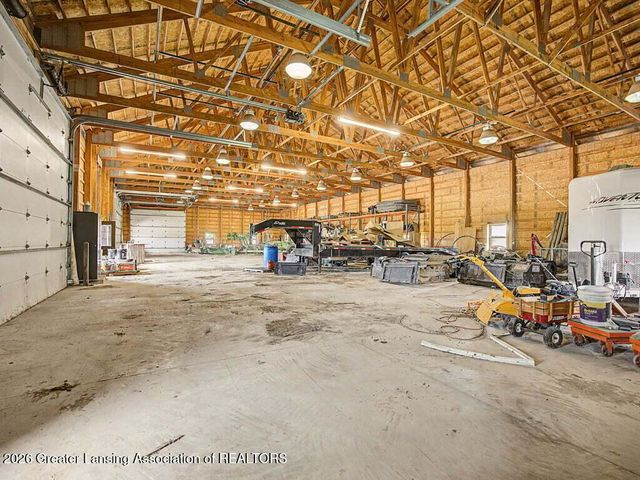 3555 N Cochran Road, Charlotte, MI 48813