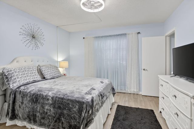 2424 SE 17th Street 208b, Fort Lauderdale, FL 33316