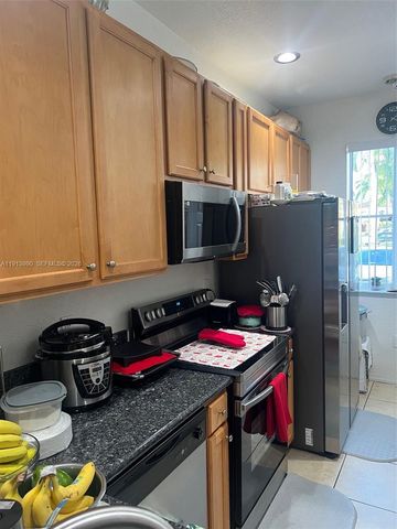 8948 SW 19th Street 909, Miramar, FL 33025