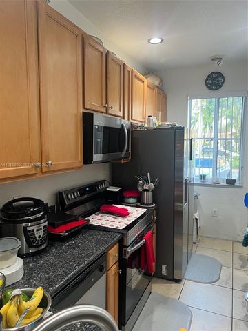 8948 SW 19th Street 909, Miramar, FL 33025