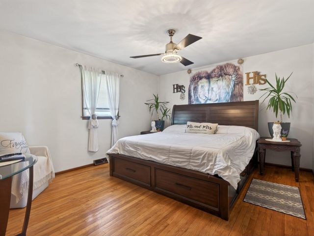 4026 W 61st Avenue, Hobart, IN 46342