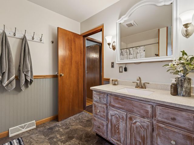 4026 W 61st Avenue, Hobart, IN 46342