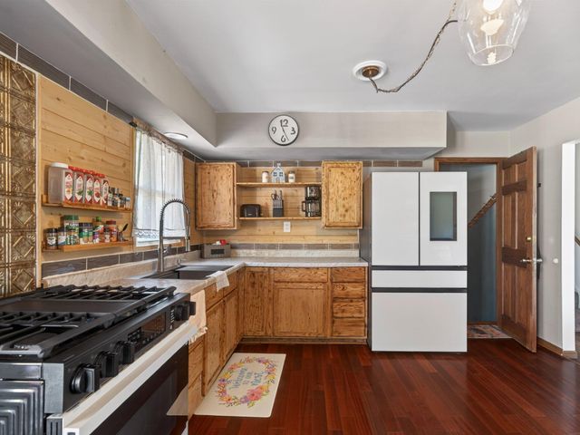 4026 W 61st Avenue, Hobart, IN 46342