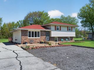 4026 W 61st Avenue, Hobart, IN 46342
