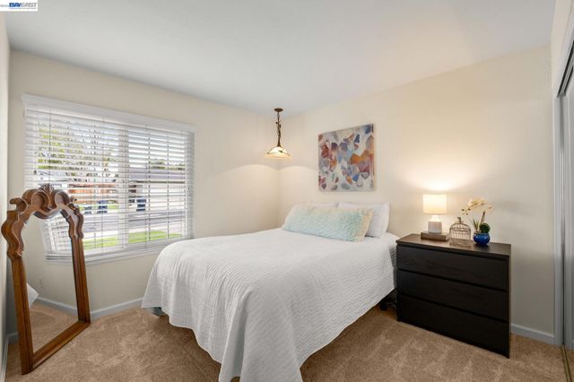 439 Hummingbird Ln, Livermore, CA 94551