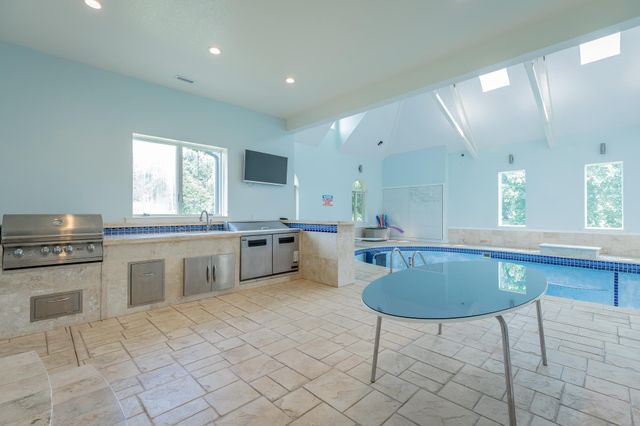 3800 University Drive, Ooltewah, TN 37363