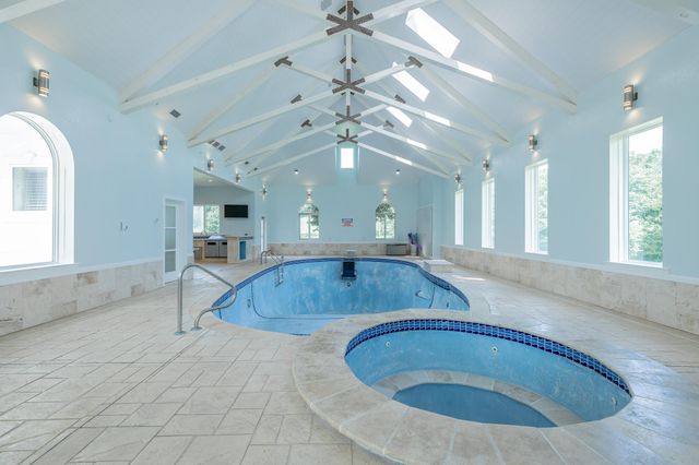 3800 University Drive, Ooltewah, TN 37363
