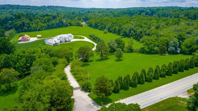 3800 University Drive, Ooltewah, TN 37363