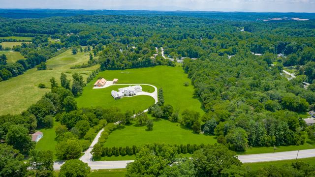 3800 University Drive, Ooltewah, TN 37363