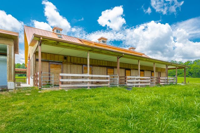 3800 University Drive, Ooltewah, TN 37363